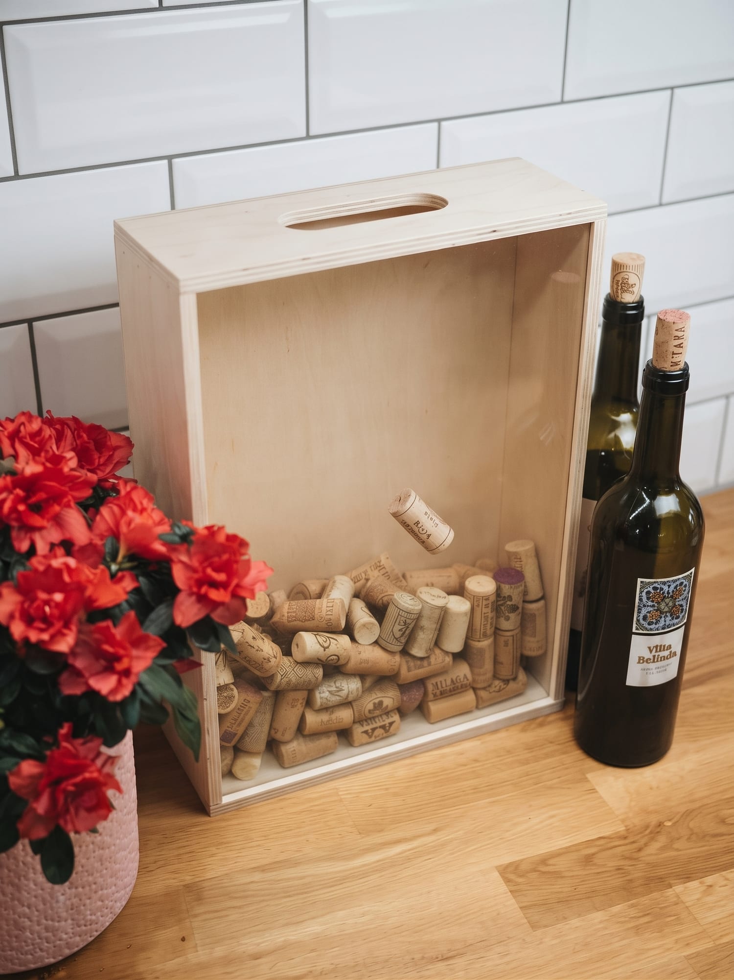 Skrzynka na korki — produkt pracowni TAKA